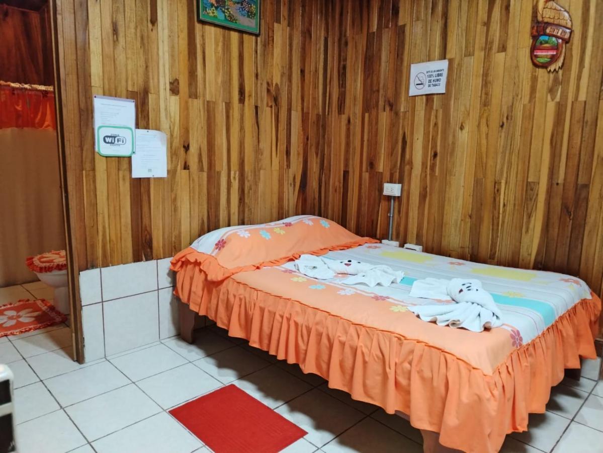 Pension Y Cabinas Colibri B&B Costa Rica Monteverde Eksteriør bilde