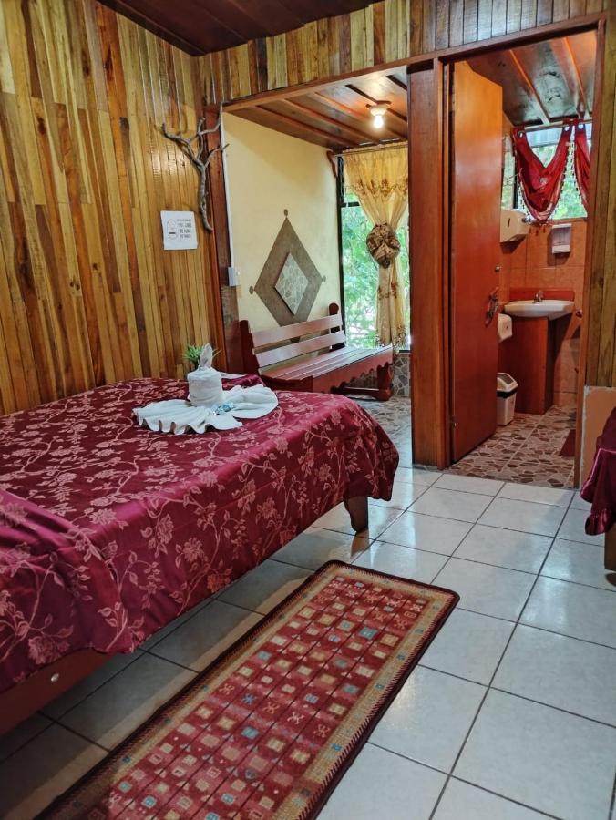 Pension Y Cabinas Colibri B&B Costa Rica Monteverde Eksteriør bilde