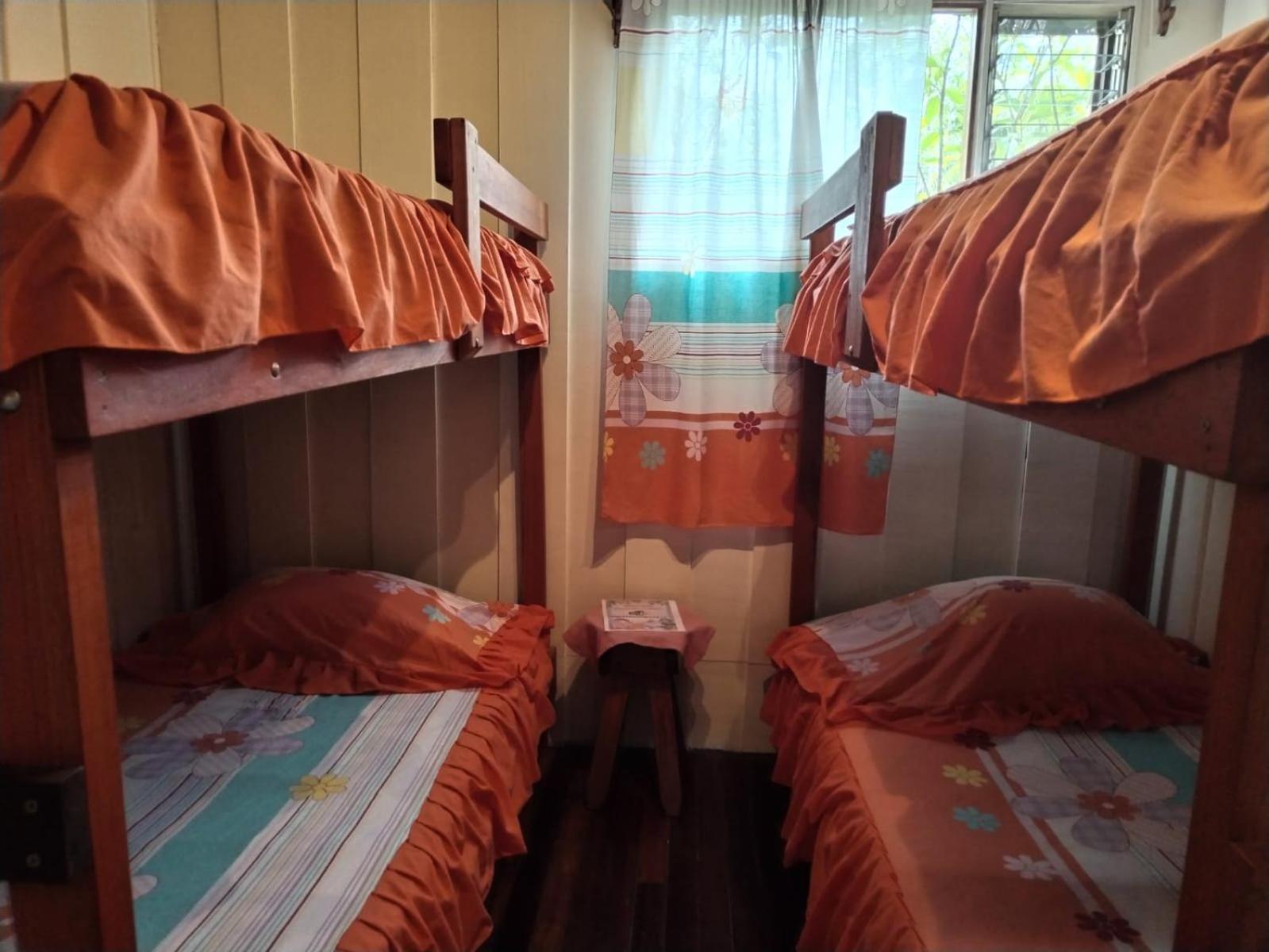 Pension Y Cabinas Colibri B&B Costa Rica Monteverde Eksteriør bilde