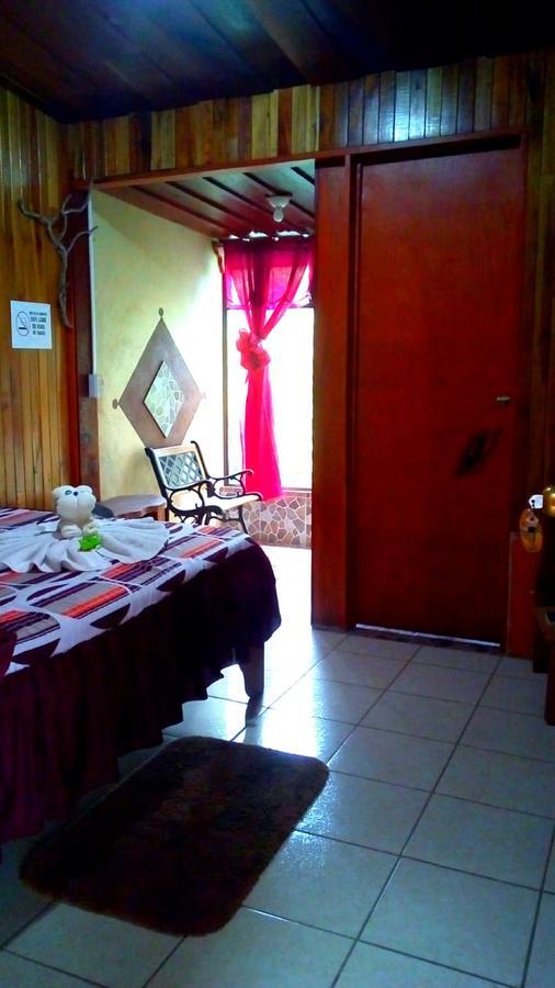 Pension Y Cabinas Colibri B&B Costa Rica Monteverde Eksteriør bilde